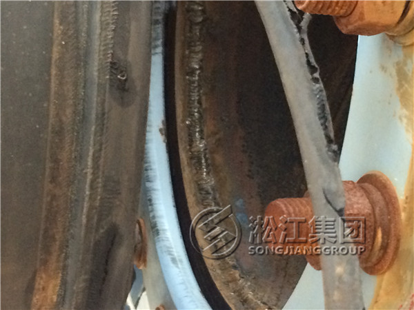 蘇州某碼頭項(xiàng)目雙球橡膠接頭拉脫問(wèn)題報(bào)告 蘇州某碼頭項(xiàng)目雙球橡膠接頭拉脫問(wèn)題報(bào)告