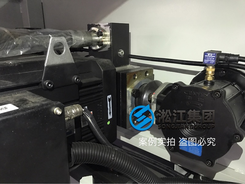 【ASA】NG80橡膠管在壓鑄機上的應(yīng)用情況“維修更換” 【ASA】NG80橡膠管在壓鑄機上的應(yīng)用情況“維修更換”