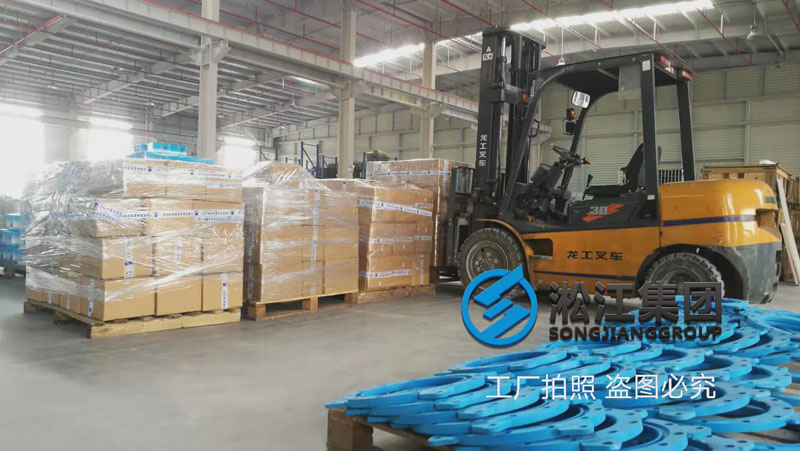 整托盤的彈簧減震器發(fā)貨現(xiàn)場(chǎng)“新工廠” 整托盤的彈簧減震器發(fā)貨現(xiàn)場(chǎng)“新工廠”