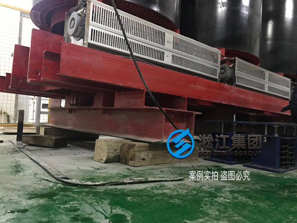 【施工過(guò)程】寶龍地產(chǎn)35kv變電站主變器減震降噪 【施工過(guò)程】寶龍地產(chǎn)35kv變電站主變器減震降噪